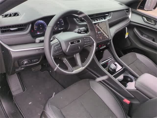 Thumbnail: 2025 Jeep Grand Cherokee L - 10