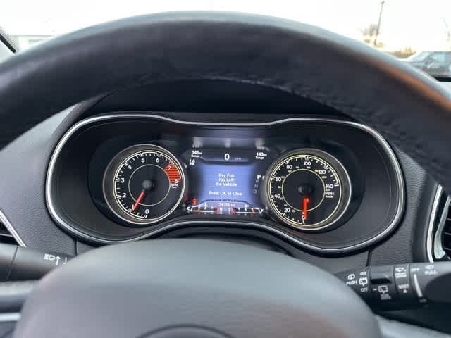 Thumbnail: 2021 Jeep Cherokee - 14