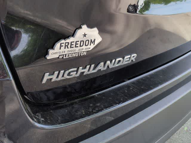 Thumbnail: 2018 Toyota Highlander - 13