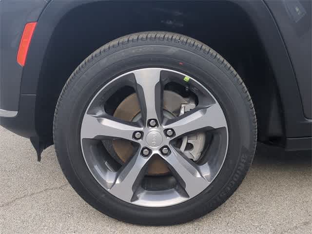 Thumbnail: 2025 Jeep Grand Cherokee L - 14