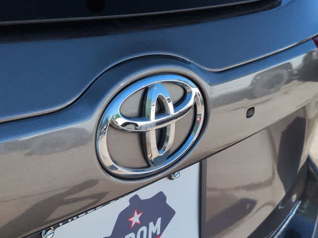 Thumbnail: 2017 Toyota Highlander - 12