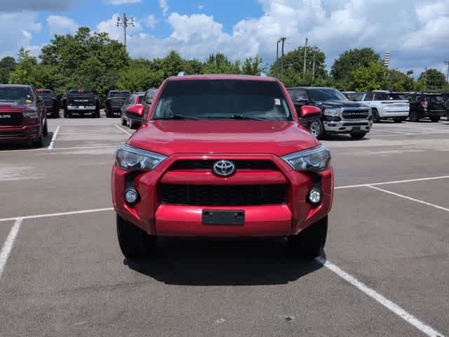Thumbnail: 2016 Toyota 4Runner - 3
