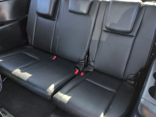 Thumbnail: 2017 Toyota Highlander - 40