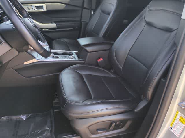 Thumbnail: 2023 Ford Explorer - 16