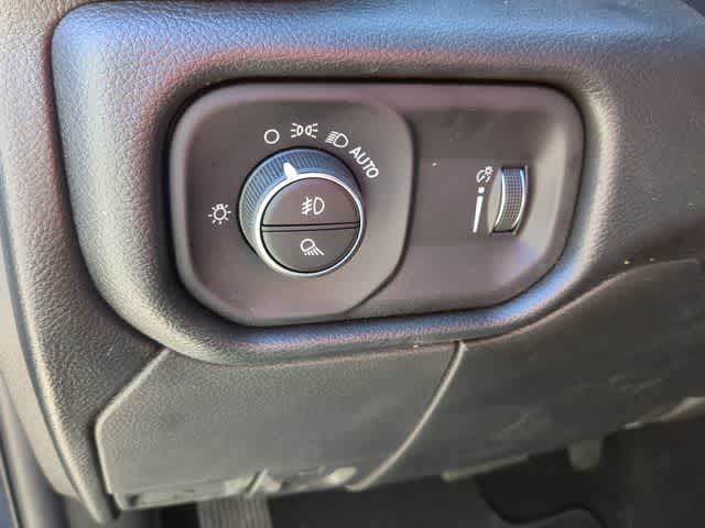 Thumbnail: 2026 RAM 3500 - 18