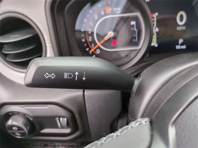 Thumbnail: 2025 Jeep Gladiator - 26