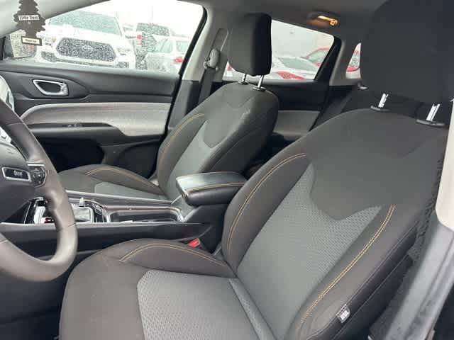 Thumbnail: 2022 Jeep Compass - 4