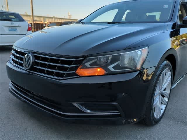 Thumbnail: 2019 Volkswagen Passat - 11