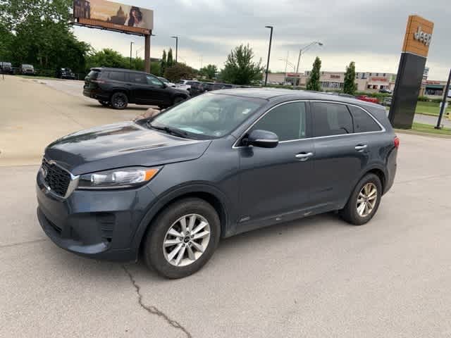 Thumbnail: 2020 Kia Sorento - 10