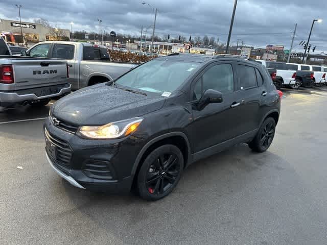 Thumbnail: 2018 Chevrolet Trax - 13