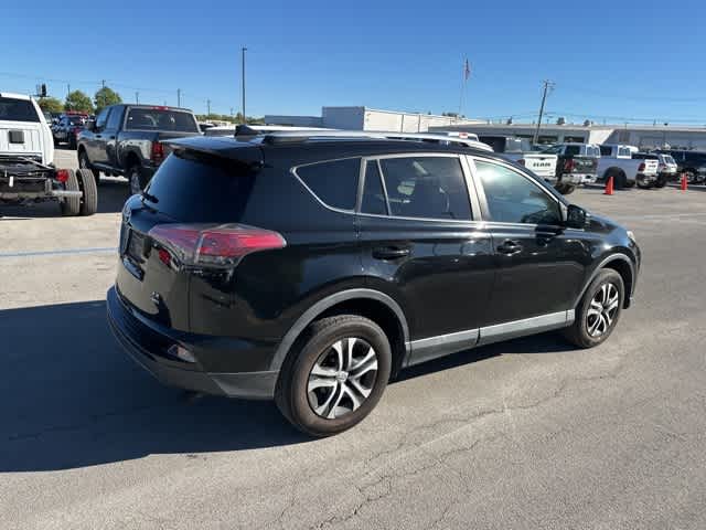 Thumbnail: 2016 Toyota RAV4 - 18
