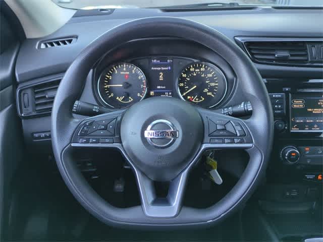 Thumbnail: 2020 Nissan Rogue Sport - 23