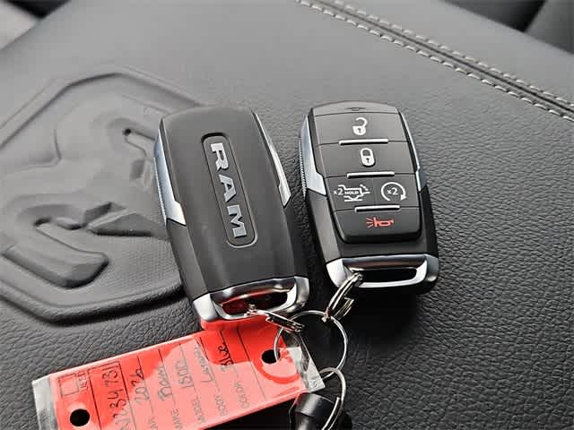 Thumbnail: 2026 RAM 1500 - 37