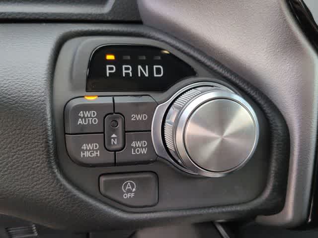Thumbnail: 2026 RAM 1500 - 33