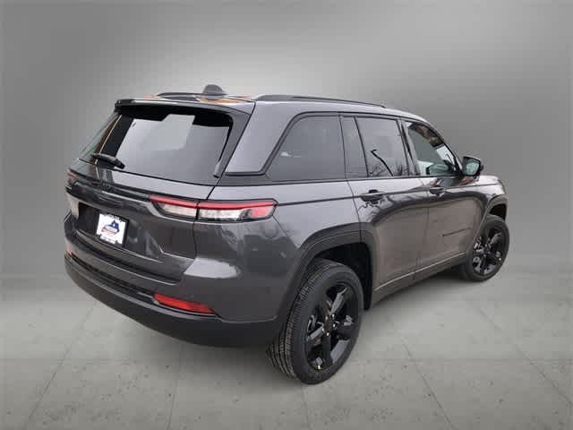 Thumbnail: 2025 Jeep Grand Cherokee - 6