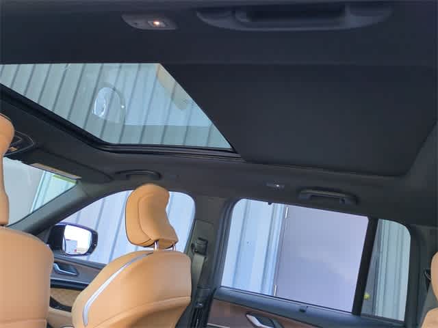 Thumbnail: 2025 Jeep Grand Cherokee - 20