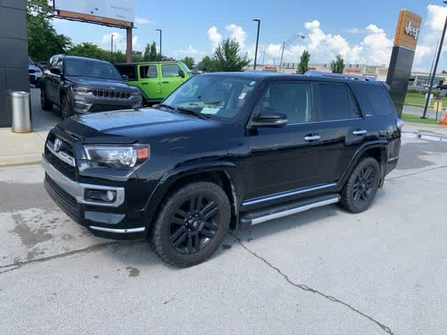 Thumbnail: 2016 Toyota 4Runner - 15