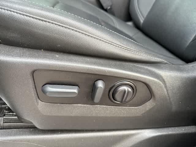 Thumbnail: 2022 Chevrolet Silverado 1500 - 15