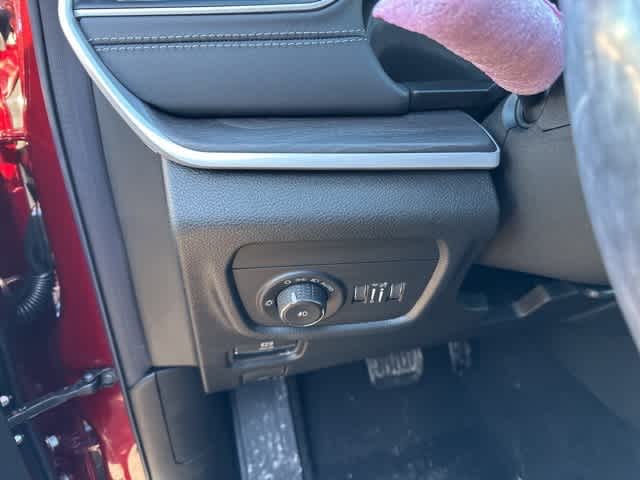 Thumbnail: 2025 Jeep Grand Cherokee L - 10