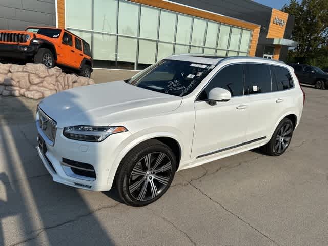 Thumbnail: 2022 Volvo XC90 - 17