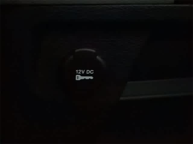 Thumbnail: 2022 RAM 1500 Classic - 28