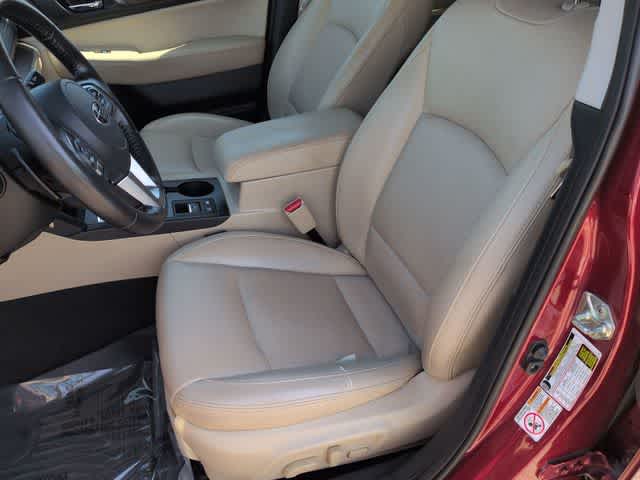 Thumbnail: 2015 Subaru Outback - 16