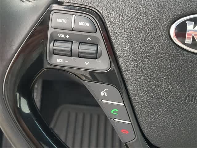 Thumbnail: 2018 Kia Forte - 24