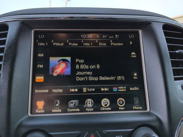 Thumbnail: 2016 Jeep Grand Cherokee - 32