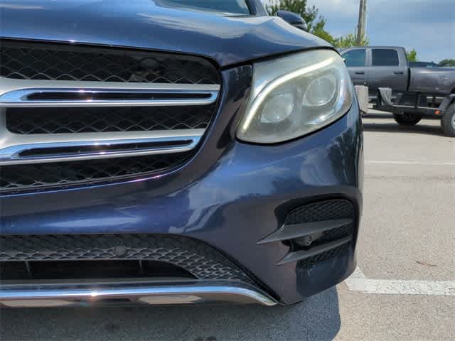 Thumbnail: 2017 Mercedes-Benz GLC - 11