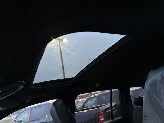 Thumbnail: 2025 Jeep Grand Cherokee - 11