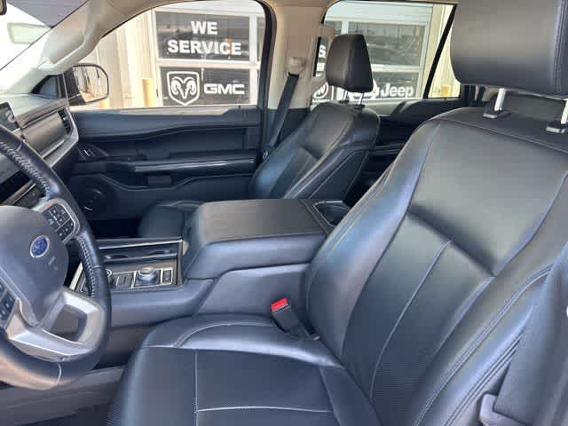 Thumbnail: 2023 Ford Expedition MAX - 3