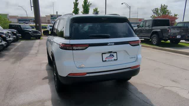 Thumbnail: 2026 Jeep Grand Cherokee - 7