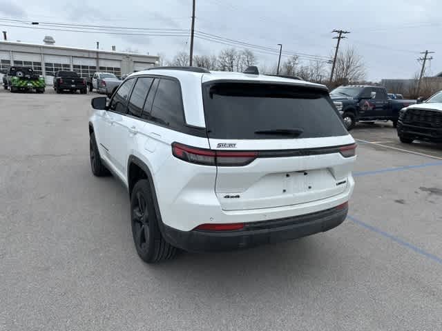 Thumbnail: 2025 Jeep Grand Cherokee - 21