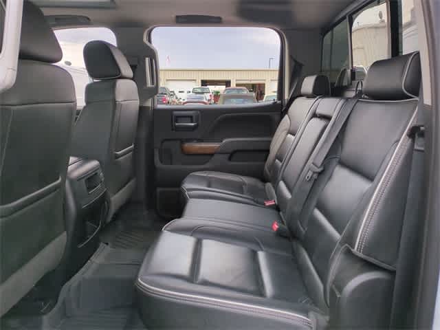 Thumbnail: 2019 Chevrolet Silverado 3500 - 21