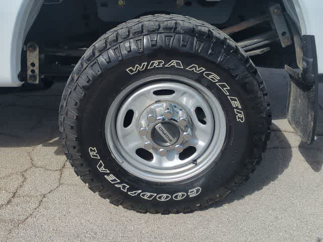 Thumbnail: 2024 Ford Econoline - 14