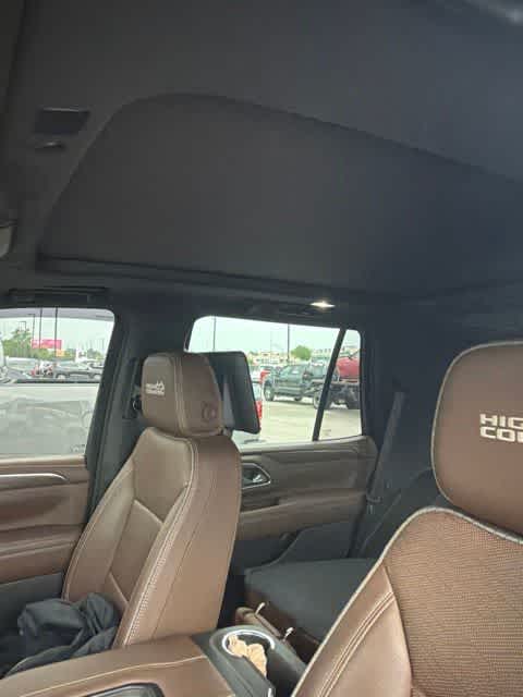 Thumbnail: 2021 Chevrolet Tahoe - 3