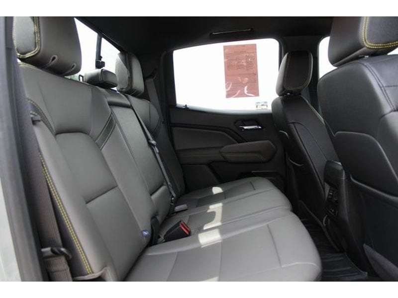 2024 Chevrolet Colorado ZR2 - Photo 17