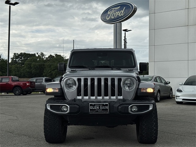 Used 2020 Jeep Gladiator Overland with VIN 1C6HJTFG4LL198906 for sale in Paragould, AR