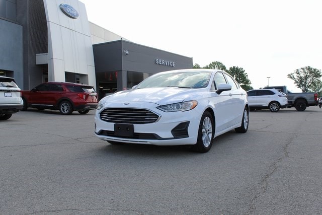 2020 Ford Fusion SE FWD's photo