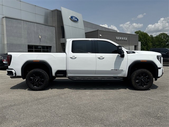 2024 Gmc Sierra HD AT4 photo 4