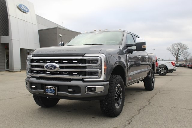 2024 Ford F-250 Super Duty Platinum's photo