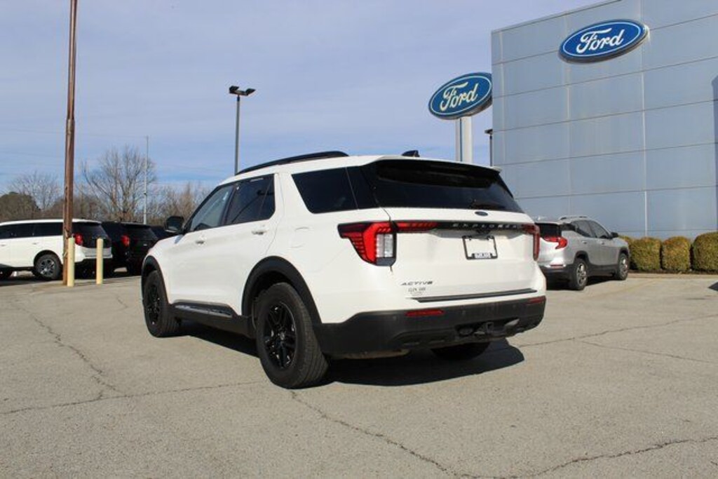 Used 2025 Ford Explorer Active SUV