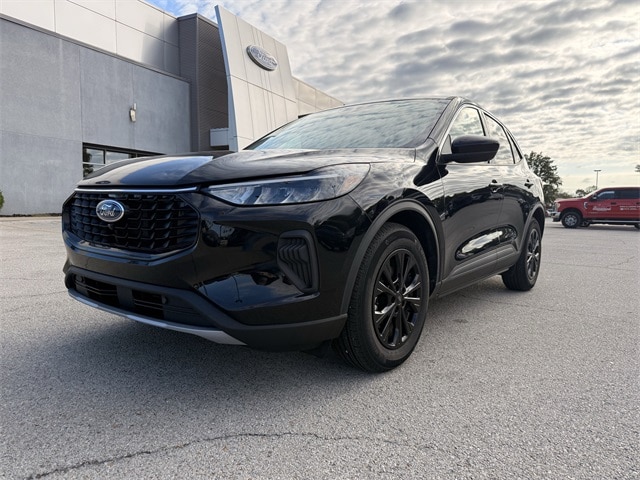 2023 Ford Escape Active's photo