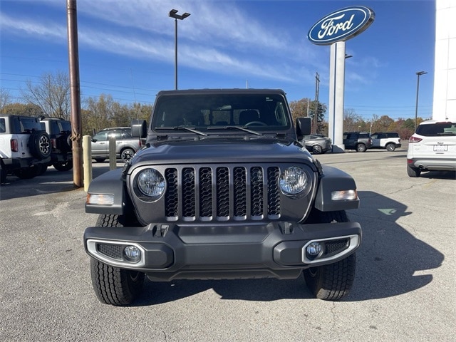 Used 2023 Jeep Gladiator Sport S with VIN 1C6HJTAG3PL522666 for sale in Paragould, AR