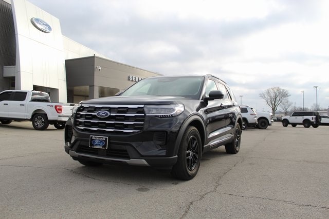 2025 Ford Explorer Active's photo
