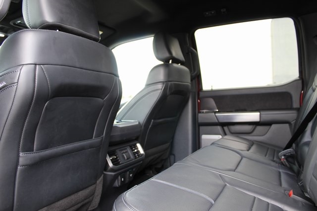 2024 Ford F-150 Platinum - Photo 14