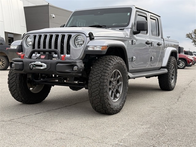 2020 Jeep Gladiator Overland's photo