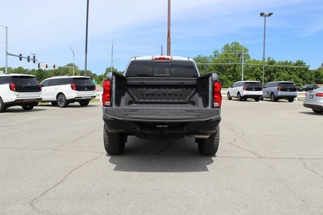 2024 Chevrolet Colorado ZR2 - Photo 15