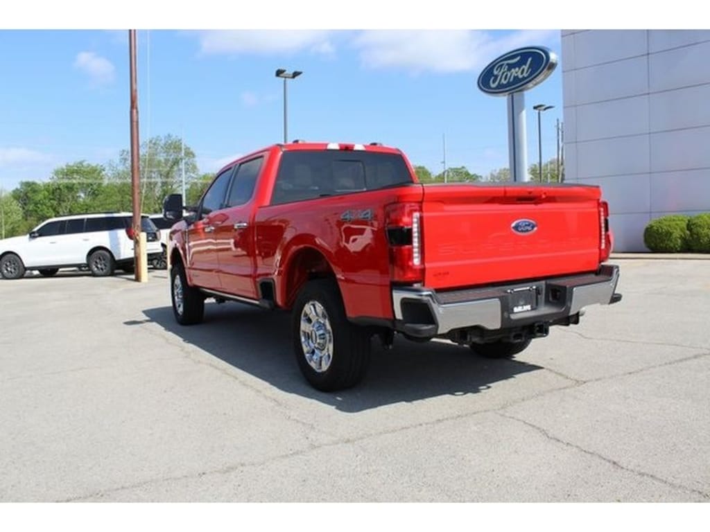 Used 2025 Ford F-250 Lariat Crew Cab