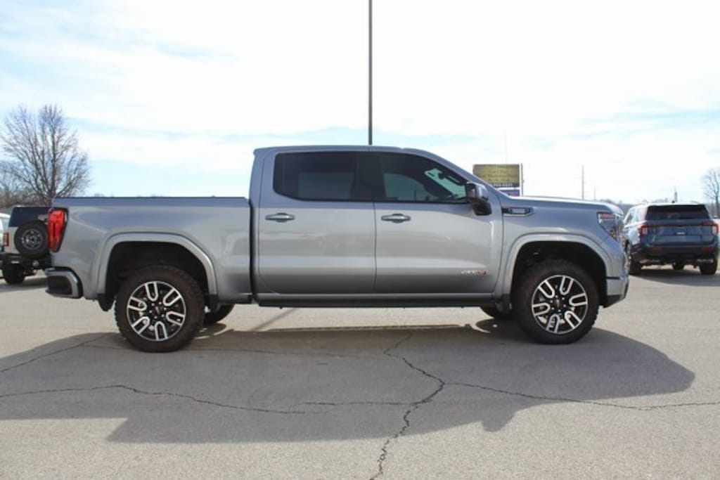 Used 2025 GMC Sierra 1500 AT4 Truck Crew Cab